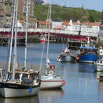 Stakesby House 3 * Whitby